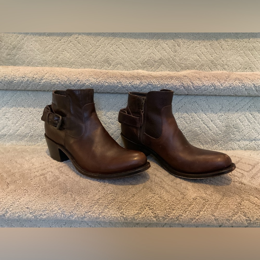 J.B. Dillon Dark Brown Leather Ankle Boots size 8 1/2